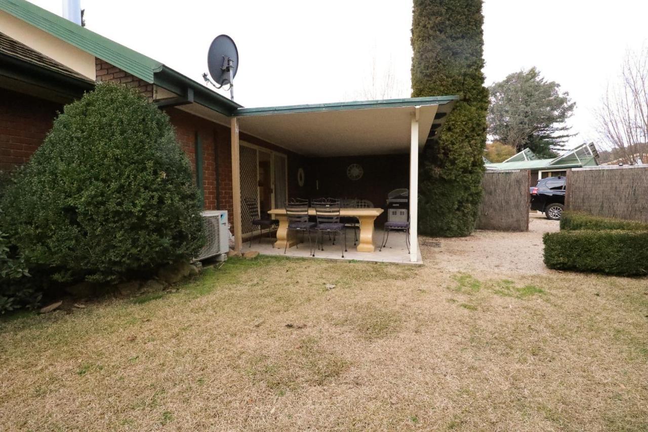 The Birch House - Silver Birches Accommodation ブライト エクステリア 写真
