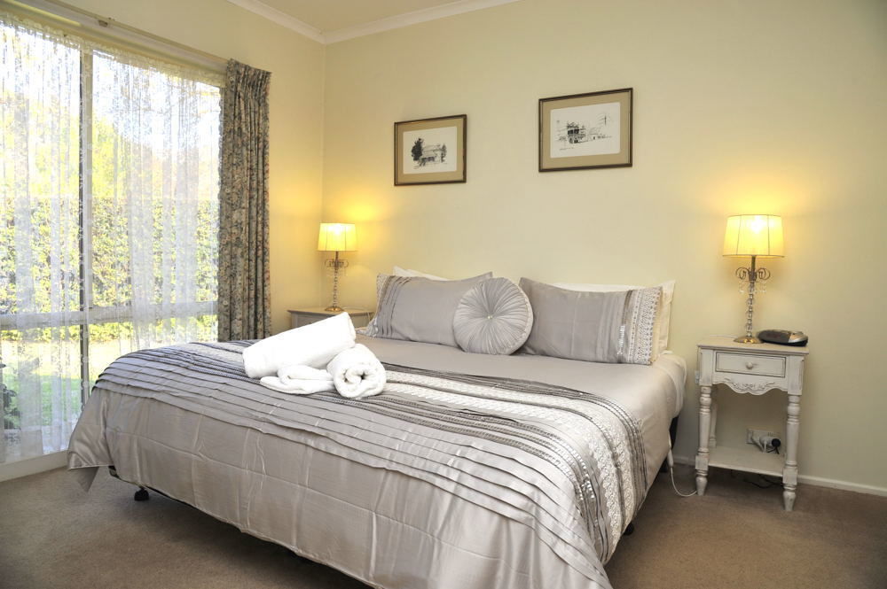 The Birch House - Silver Birches Accommodation ブライト エクステリア 写真